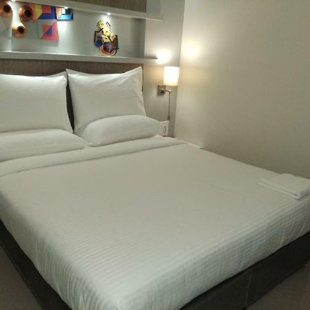 Hotel Atharv Top Rated Business Hotel In Kolhapur Dış mekan fotoğraf