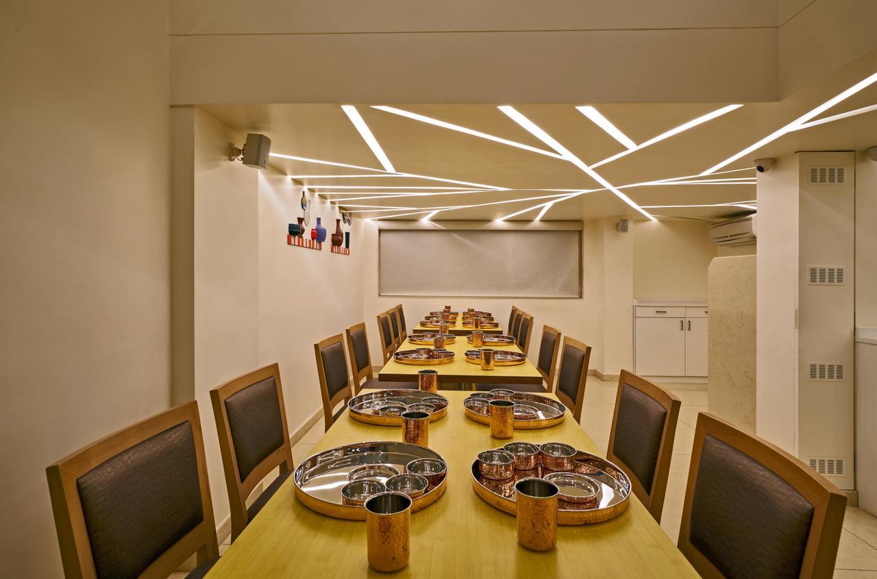 Hotel Atharv Top Rated Business Hotel In Kolhapur Dış mekan fotoğraf