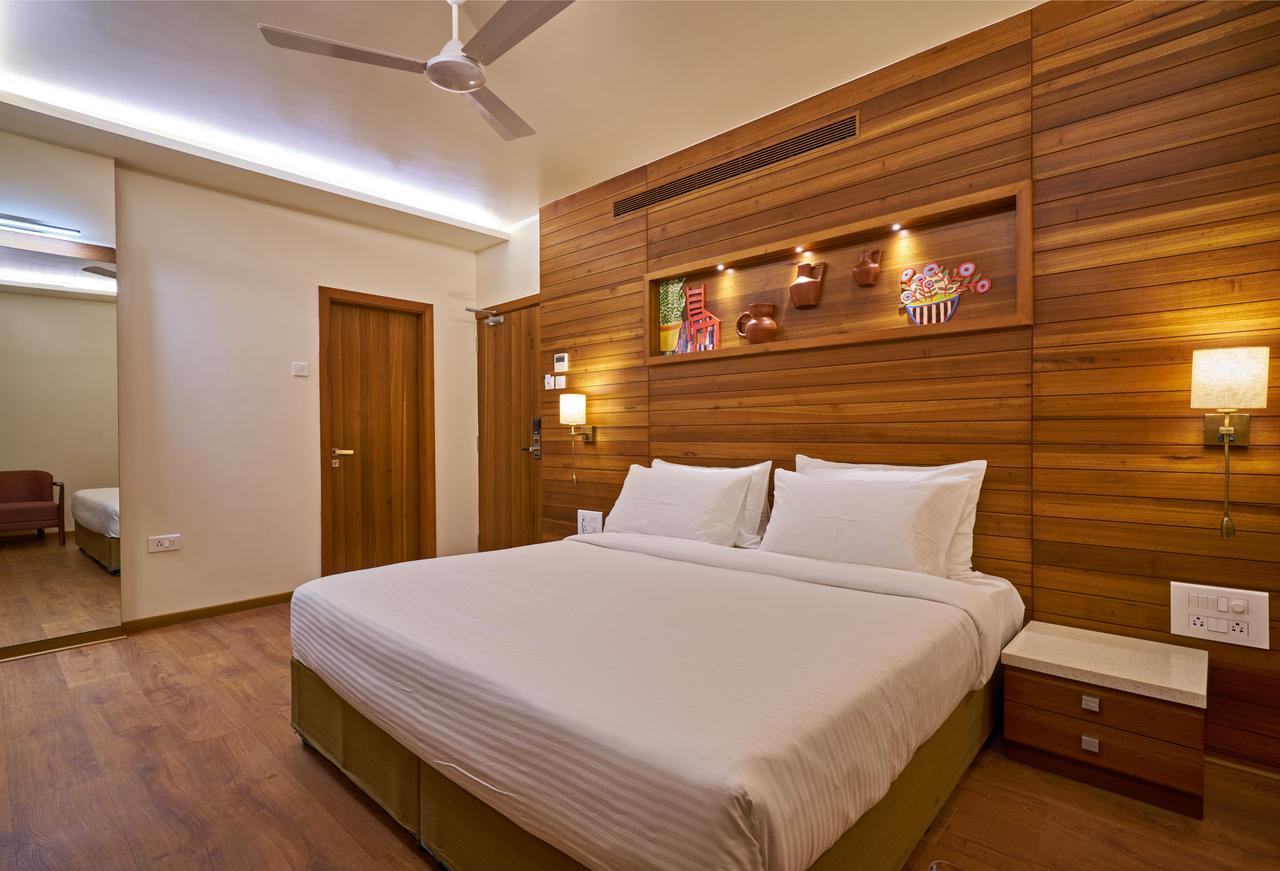Hotel Atharv Top Rated Business Hotel In Kolhapur Dış mekan fotoğraf