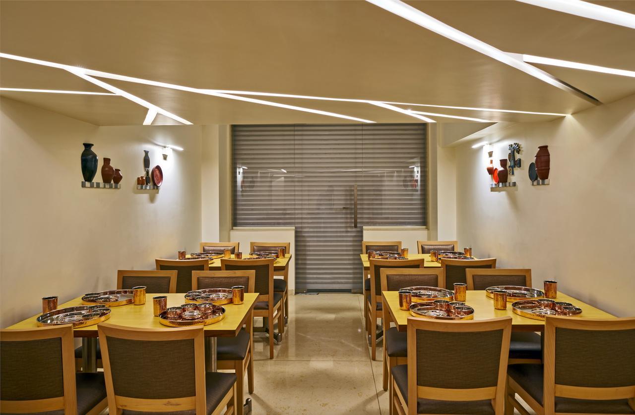 Hotel Atharv Top Rated Business Hotel In Kolhapur Dış mekan fotoğraf