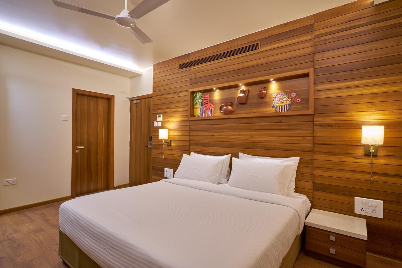 Hotel Atharv Top Rated Business Hotel In Kolhapur Dış mekan fotoğraf