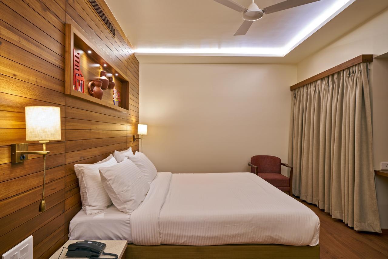Hotel Atharv Top Rated Business Hotel In Kolhapur Dış mekan fotoğraf