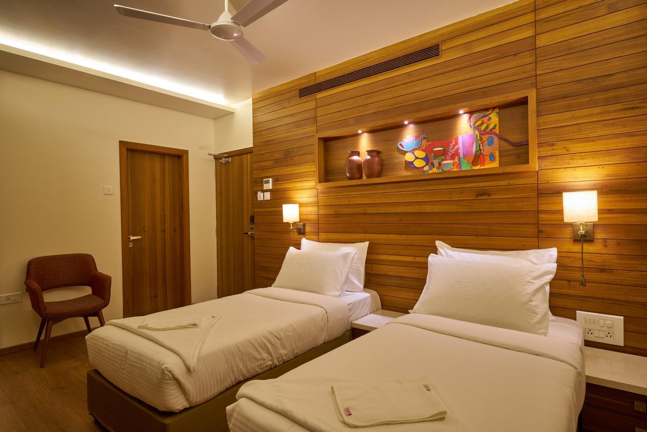 Hotel Atharv Top Rated Business Hotel In Kolhapur Dış mekan fotoğraf