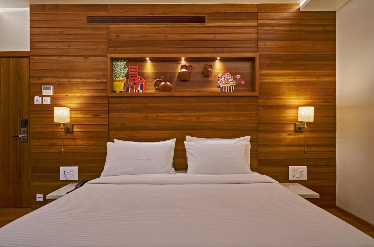 Hotel Atharv Top Rated Business Hotel In Kolhapur Dış mekan fotoğraf